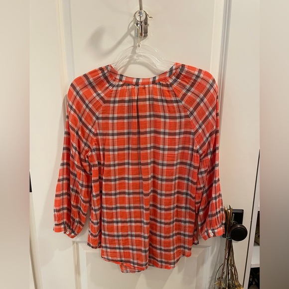 Joie western style black and red flannel plaid button up - 100% cotton, small - Picture 2 of 2